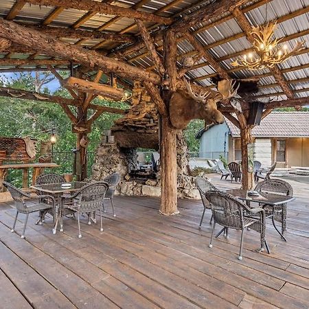 Stonegate Lodge 2 Queen Beds Wifi Tv Salt Water Pool Fire Pits #303 Eureka Springs Zewnętrze zdjęcie
