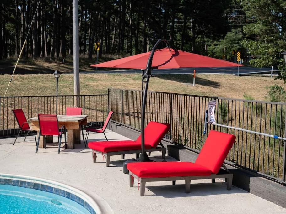 Stonegate Lodge 2 Queen Beds Wifi Tv Salt Water Pool Fire Pits #303 Eureka Springs Zewnętrze zdjęcie