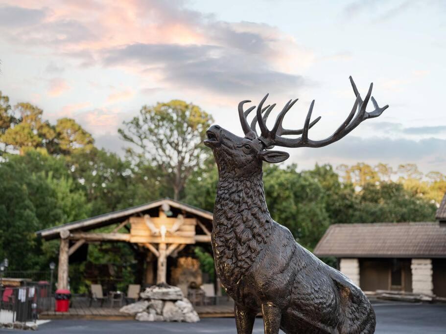 Stonegate Lodge 2 Queen Beds Wifi Tv Salt Water Pool Fire Pits #303 Eureka Springs Zewnętrze zdjęcie